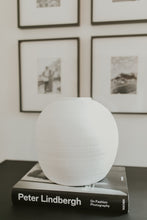 Load image into Gallery viewer, Konos Vase
